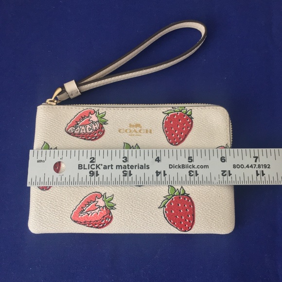 Coach Corner Zip Wristlet With Strawberry Print - Picture 9 of 11
